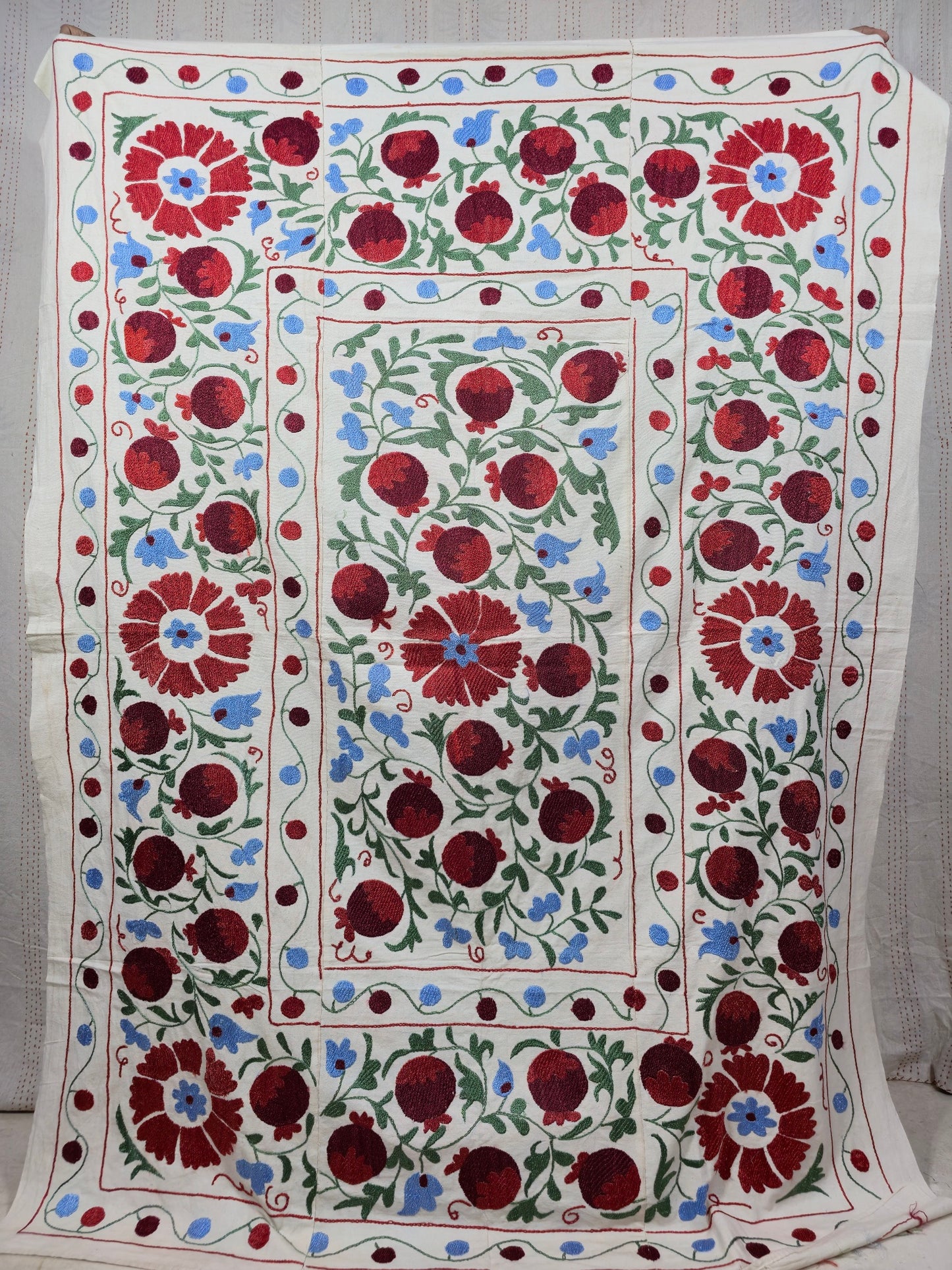 SUZANI 005